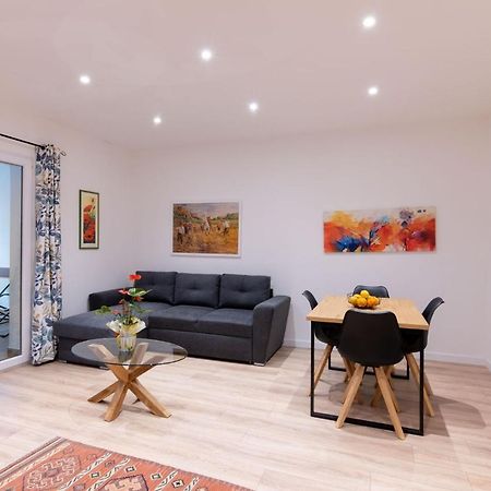 Sarale Apartments Palermo Bagian luar foto