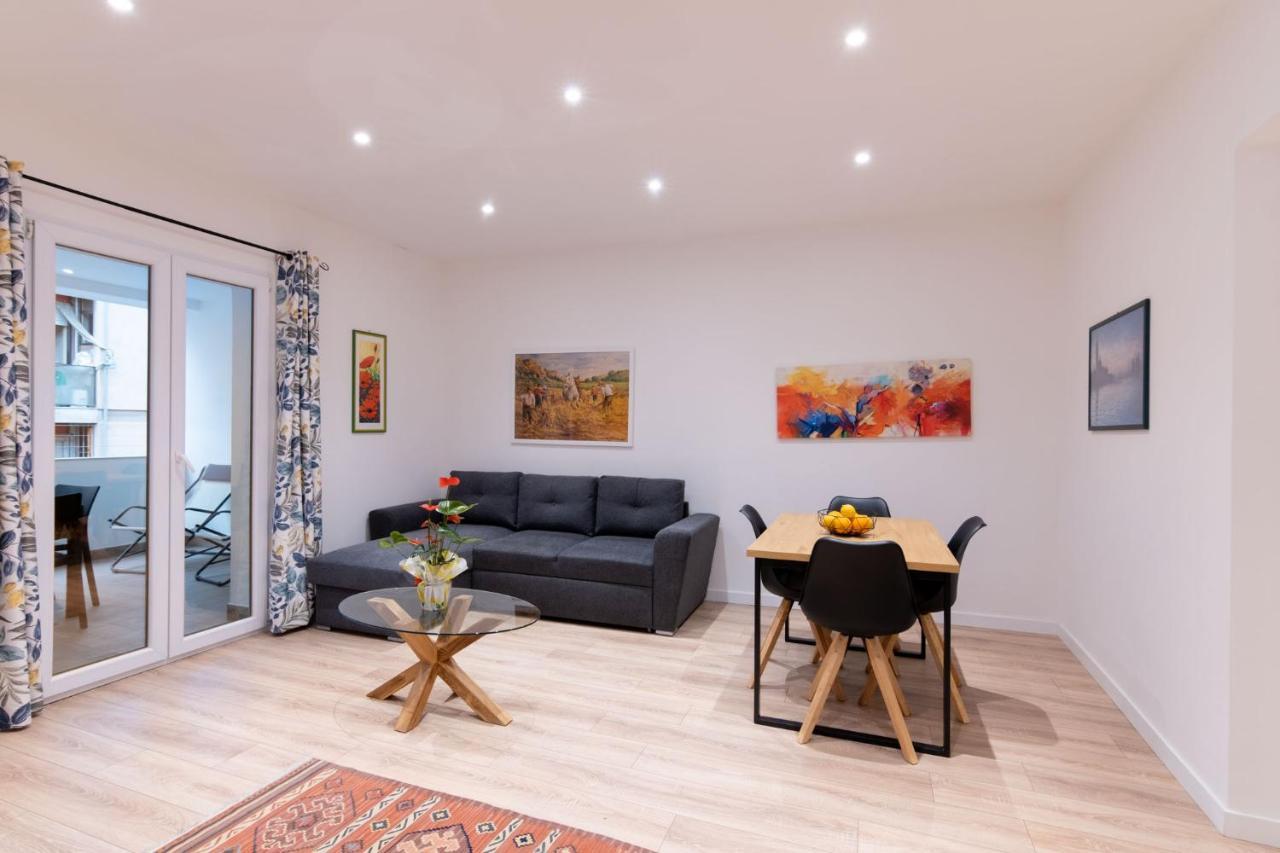 Sarale Apartments Palermo Bagian luar foto